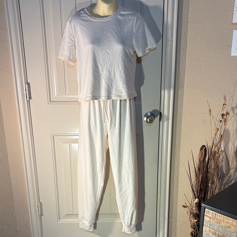 4/$10 item🤑 Casual White Lounge Set